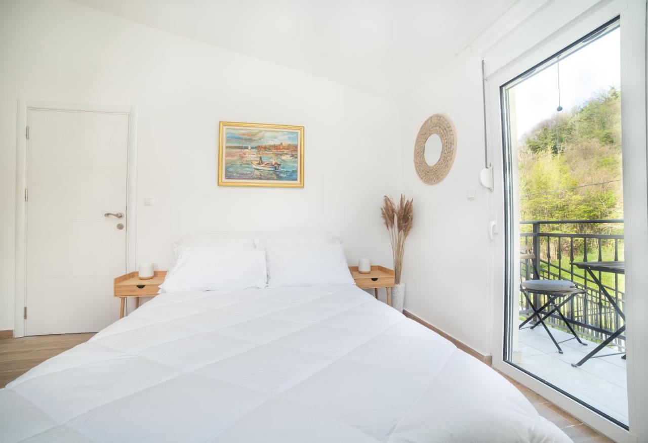 Plamenatz Studio Apartments Virpazar Eksteriør bilde